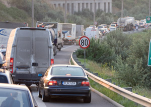 Mai mulţi jucători de la Rapid, blocaţi pe Autostrada Soarelui. N-au avut bani pentru taxa de pod