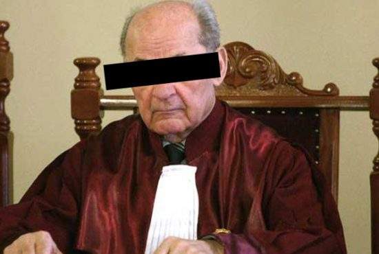 Totul se explică! Judecătorul vasluian care a eliberat cei 7 violatori, reţinut şi el pentru viol