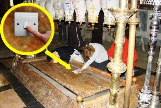 Patriarhia va aduce Lumina de la Sfântul Întrerupător din Ierusalim