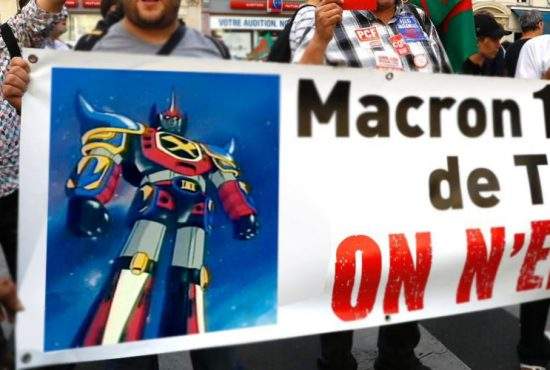 Chiar nu le plac desenele cu roboţi! Francezii continuă protestele împotriva lui Macron 1