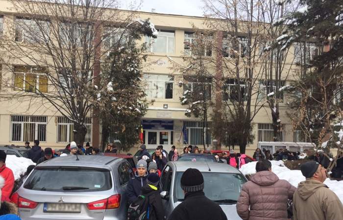 The beast with the face of a man!  A Romanian takes his child to school on foot, not by car thumbnail