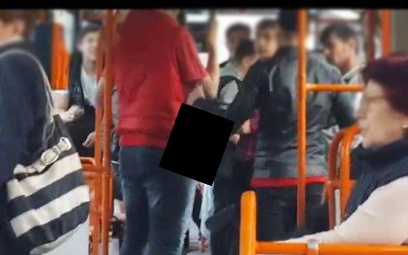 Bărbatul acuzat că se masturba în tramvaiul 41 se apără: “E metrou uşor!”