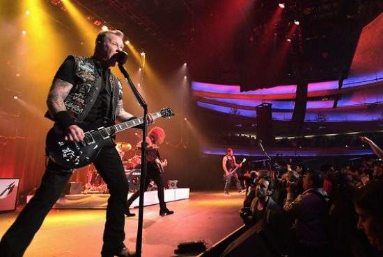 Fanii sunt revoltați! Metallica a cântat aseară o manea de la Depeche Mode
