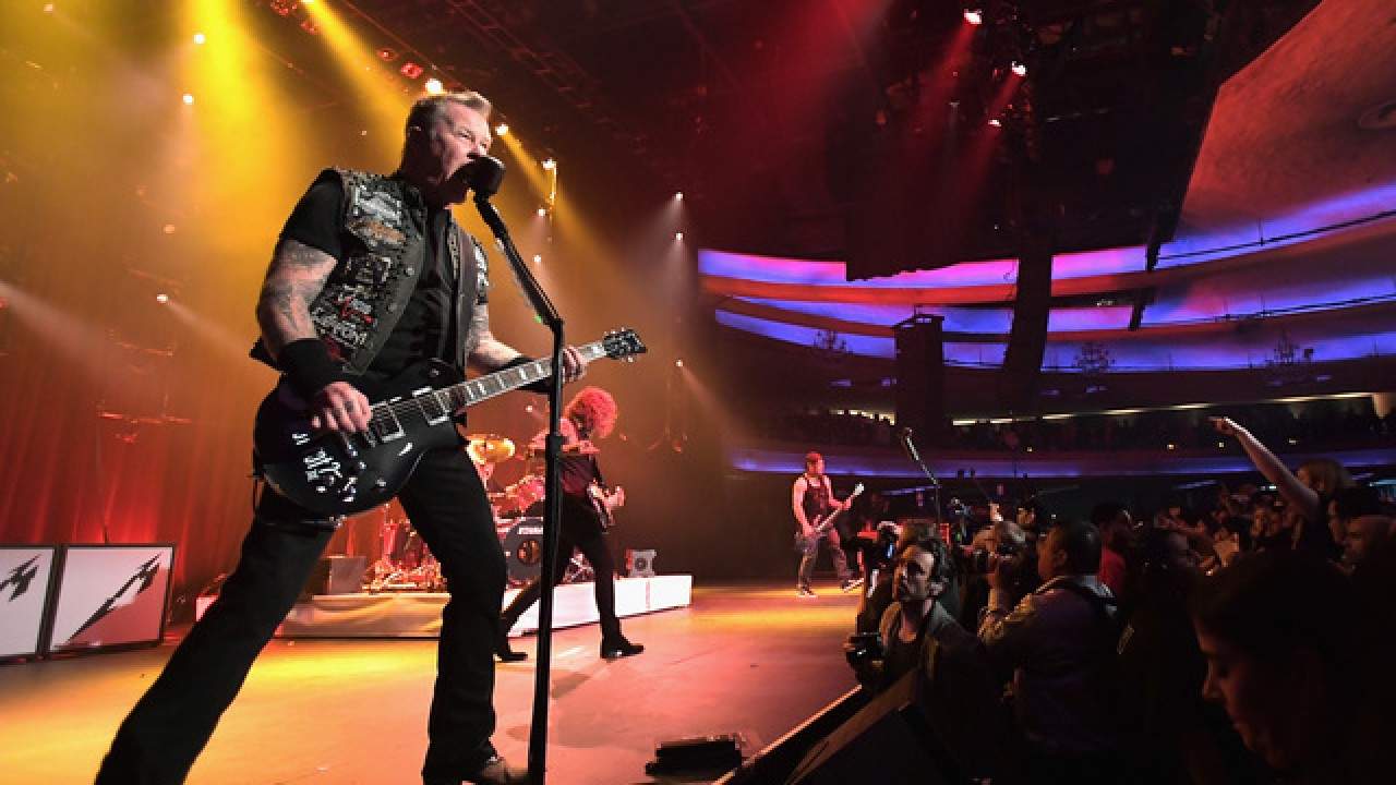 Fanii sunt revoltați! Metallica a cântat aseară o manea de la Depeche Mode