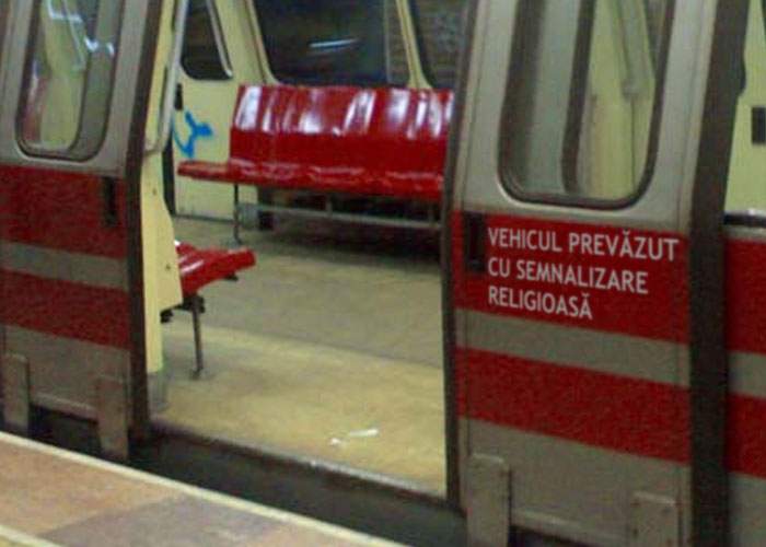 Metrorex: Trecerea pe sub biserici va fi marcată cu un semnal sonor, ca să îşi facă cruce călătorii