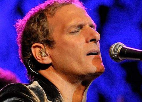 Michael Bolton se plânge că nu poate face sex pe muzica sa, fiindcă o cântă