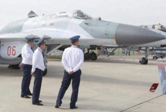 Rusia dezvăluie azi cel mai amuzant avion de vânătoare: MIGutzu