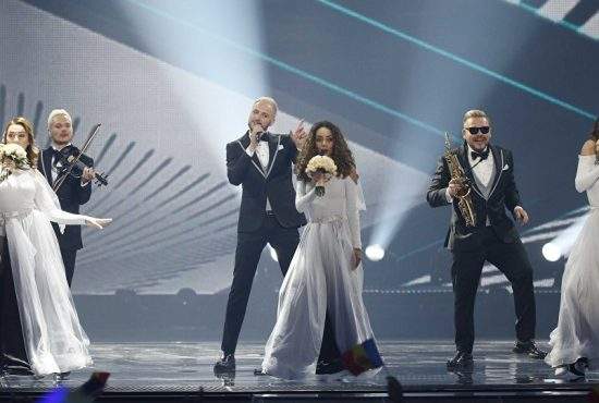 Supărați că nu le-am dat punctaj maxim la Eurovision, moldovenii au început să ne timbreze țigările de contrabandă