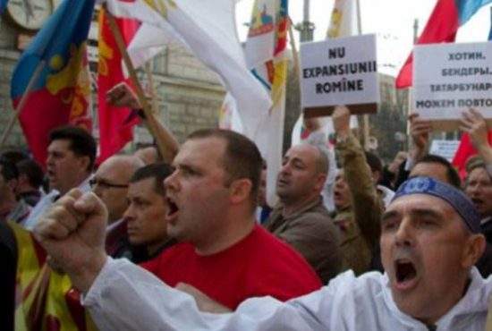 Adevăratele 14 motive pentru care moldovenii se opun unirii cu România