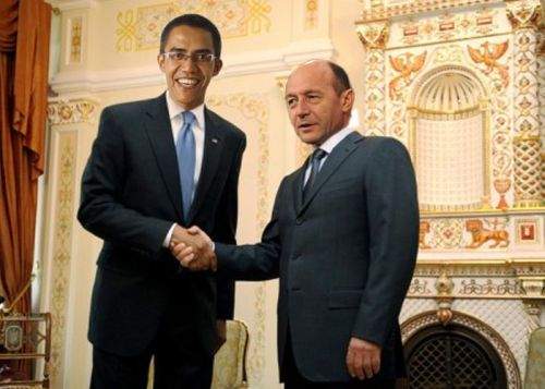 Băsescu  se va întâlni la Washington cu sosia lui Obama