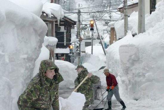 Noul Guvern PSD linişteşte populaţia: Avem competenţa să furăm toată zăpada căzută în ţară!