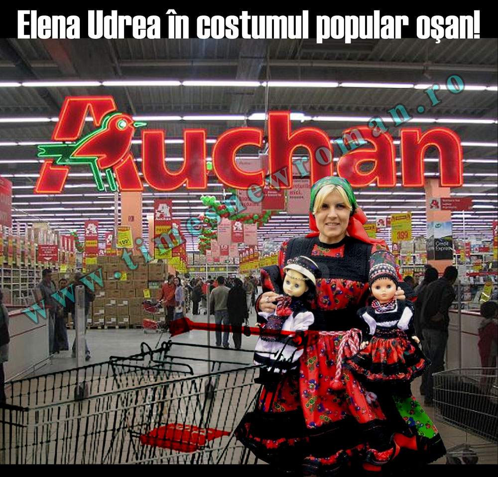 Elena Udrea se îmbracă după ultima modă a cumpărăturilor la Auchan