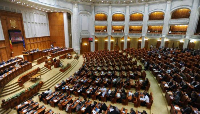 Parlamentul s-a întrunit de urgență ca să voteze horoscopul pe anul 2022