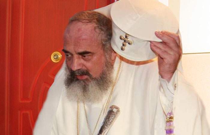 Patriarhul Daniel chiar ţine la banii lui! A refuzat să-i deschidă preotului venit cu icoana