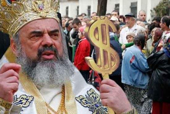 Patriarhul Daniel spune că anul ăsta moşul a fost sărac: “La câţi bani am, toţi mi se par săraci!”