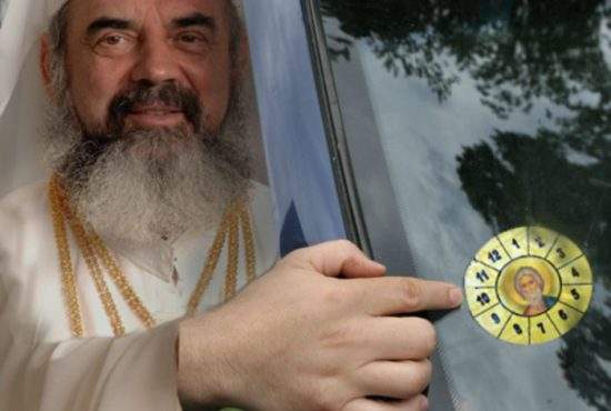 Patriarhul Daniel introduce BORvinieta: maşinile nesfinţite nu vor mai circula duminica