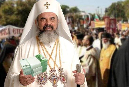 Patriarhul Daniel le cere românilor să pună câte-o cărămidă de bani la fundaţia Catedralei Neamului