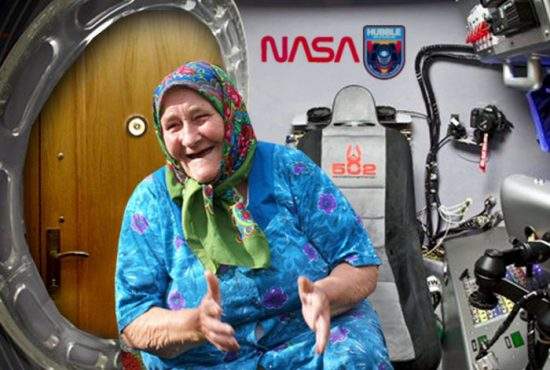 Pensionari români, angajaţi de NASA să se uite toată ziua pe vizorul de la Hubble