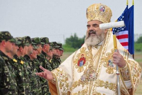 Preluarea bazei Deveselu, amânată: Patriarhia încă negociază cu americanii comisionul de sfinţire