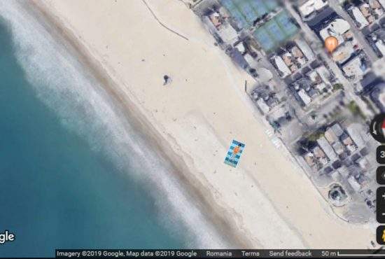 Un IT-ist n-are nevoie de selfie stick, că-şi face poze cu sateliţii Google Earth