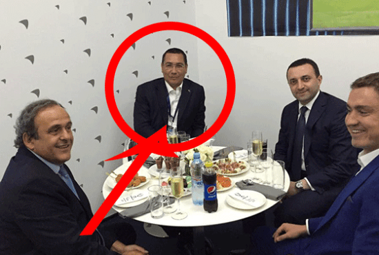 Michel Platini, un om din popor: S-a pozat cu un chelner șchiop la Tbilisi