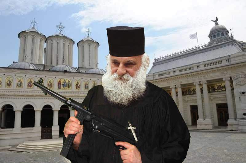 Preafericitul Daniel pune gărzi înarmate în faţa Patriarhiei, ca să nu mai intre săracii