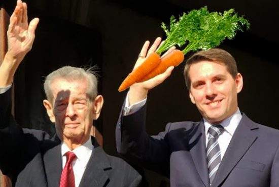 Prinţul Nicolae vrea să ajungă la bunicul lui, Regele Mihai, doar ca să-i spună că e vegan!