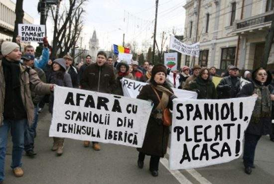 Dezastru demografic! Românii din Spania au fost depăşiţi la număr de spanioli