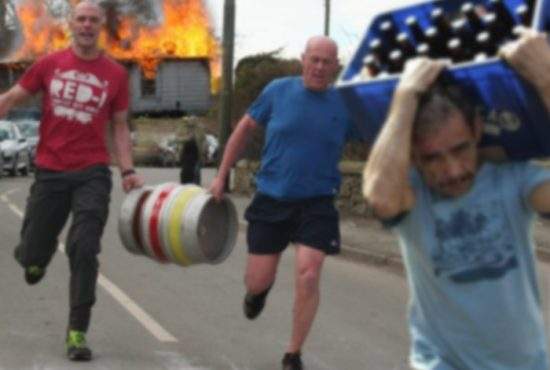 50.000 de voluntari au stins un incendiu la o fabrică de bere: “Se putea întâmpla o nenorocire!”