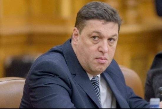 Şerban Nicolae va fi numit şef la Senat ca să se îngraşe până de Crăciun