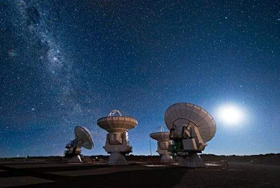 25 de semnificaţii posibile ale misterioaselor semnale radio venite din cosmos