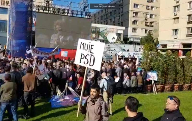 PSD a rămas fără lingăi. La următorul miting vor aduce doar slugile de la jandarmerie