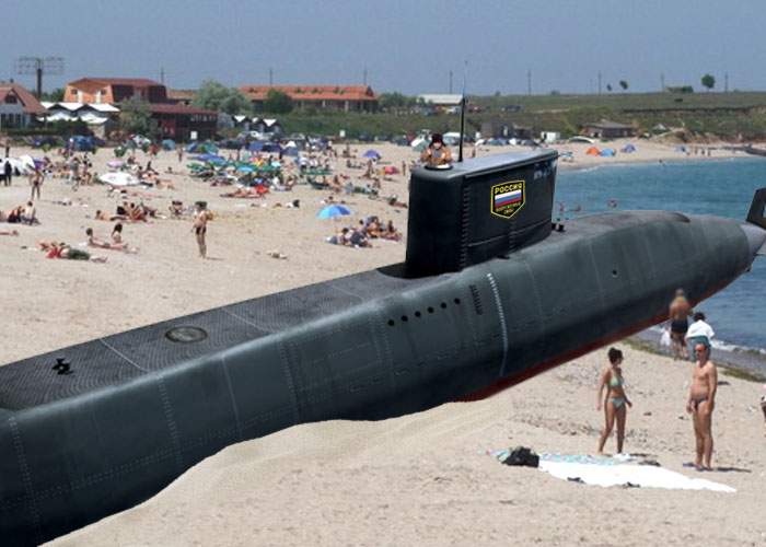Se poate şi invers! Un cocalar rus a ieşit cu submarinul pe uscat la Vama Veche