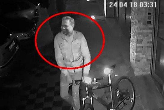 Alertă, bicicletă furată în Capitală. Ajută-ne să identificăm făptaşul. România, mobilizează-te!