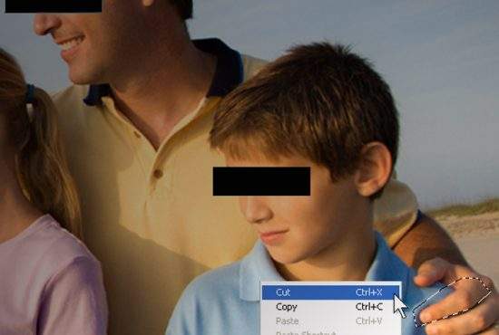 Atenţie la cămătarii online! I-au tăiat un deget în Photoshop pentru că nu şi-a achitat datoria