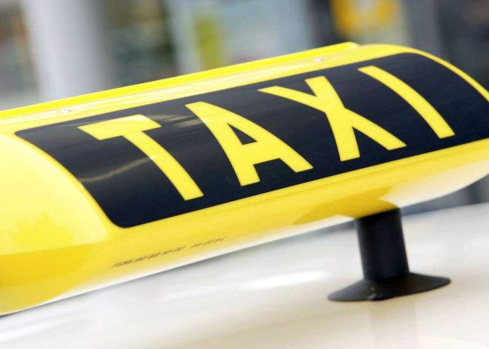 Un taximetrist bucureştean a descoperit cea mai lungă rută Unirii-Romană