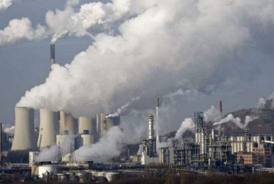 România renunță la cărbuni. Termocentralele pot merge un an arzând doar diplome de doctorat