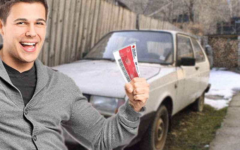 Un român a reparat 20 de ani la un Oltcit ca să-l poată conduce până la Remat