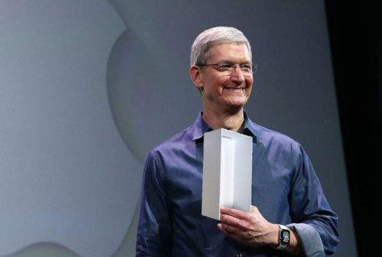 Pentru că are nevoie de bani pentru o amendă, Apple va livra în Europa doar cutia de iPhone 7
