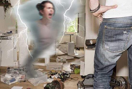 Avertizare de tornadă, după ce un bărbat şi-a acuzat soţia că dă prea mult pe pantofi