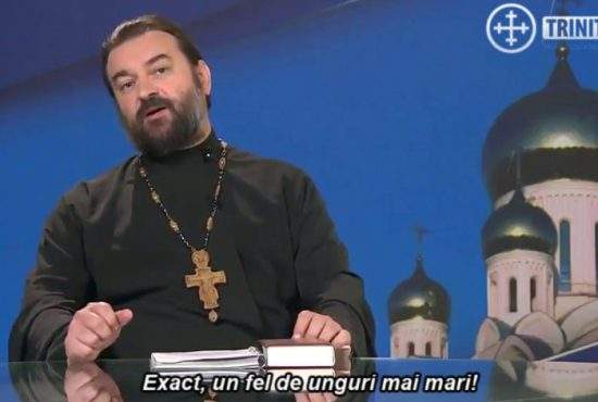 Ca să crească prezenţa la referendum, Biserica le spune românilor că homosexualii sunt un fel de unguri