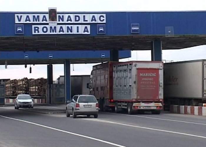 De când s-a deschis autostrada, vameşii din Nădlac vin la muncă cu maşina, nu cu elicopterul