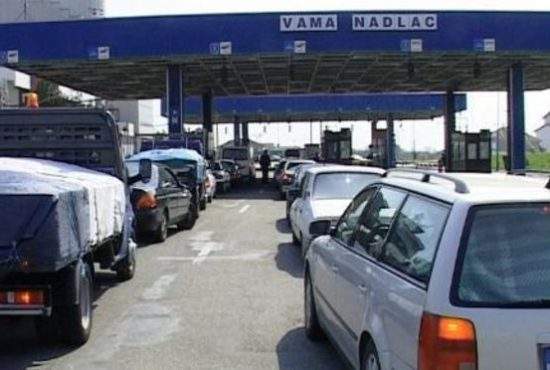 Dacă intrăm în Schengen vameșii de la Nădlac vor primi câte 12 șpăgi compensatorii