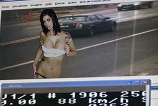 Prostituatele, acuzate că fac videochat la camerele rutiere amplasate de poliţişti