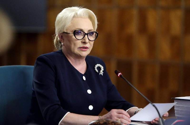 Declaraţie contradictorie a Vioricăi Dăncilă: “De ce să demisionez? Ce, sunt proastă?”