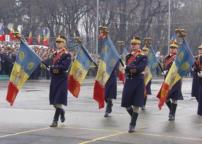 La mulţi ani, România! Zece lucruri despre festivităţile de 1 Decembrie