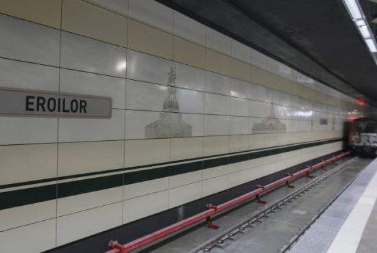 Cei care au făcut mișto de metroul din Drumul Taberei nu au voie să circule cu el