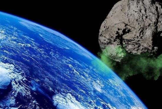 Un asteroid a întors curul spre Terra şi s-ar putea băşi în orice clipă