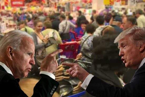 Moşii, tot moşi! Trump şi Biden s-au bătut pe o tigaie într-un supermarket din Galaţi