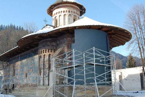 Mănăstirea Voroneţ va fi izolată termic cu un superb polistiren albastru